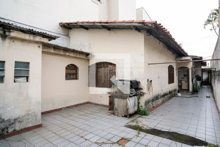 Casa à venda com 149m², 2 quartos e 2 vagasQuintal
