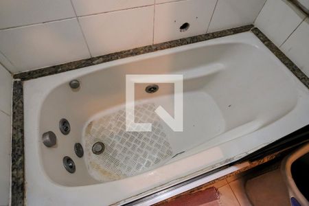 Casa à venda com 149m², 2 quartos e 2 vagasBanheiro Suíte