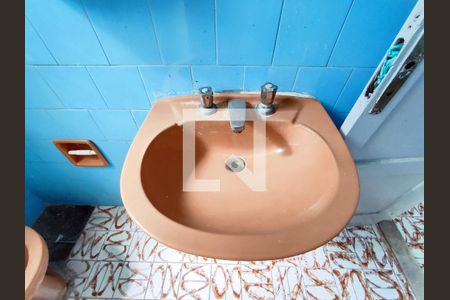 Apartamento para alugar com 54m², 2 quartos e sem vaga Apartamento para alugar com 54m², 2 quartos e sem vagaBanheiro Social