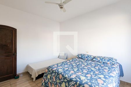 Casa à venda com 213m², 3 quartos e 5 vagasQuarto 2