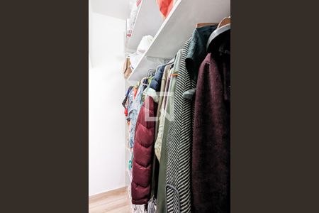 Casa à venda com 213m², 3 quartos e 5 vagasQuarto 2