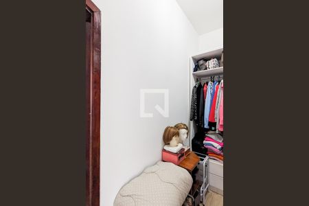 Casa à venda com 213m², 3 quartos e 5 vagasCloset da suíte