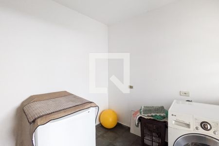 Casa à venda com 213m², 3 quartos e 5 vagasQuarto de serviço