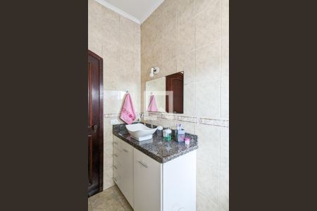 Casa à venda com 213m², 3 quartos e 5 vagasBanheiro