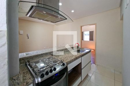 Cozinha  de apartamento para alugar com 2 quartos, 50m² em Canto do Forte, Praia Grande