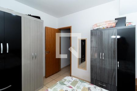 Casa de condomínio à venda com 115m², 4 quartos e 2 vagasSuíte 2