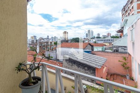 Casa de condomínio à venda com 115m², 4 quartos e 2 vagasVaranda