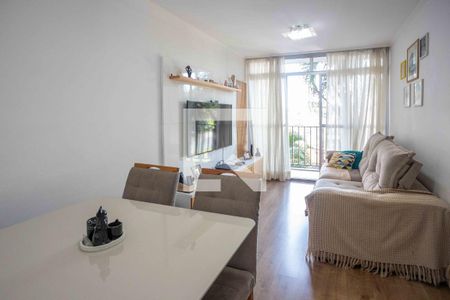 Sala de apartamento para alugar com 2 quartos, 55m² em Taboão, Diadema