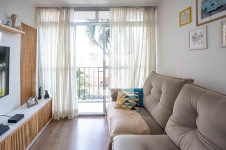 Sala de apartamento para alugar com 2 quartos, 55m² em Taboão, Diadema