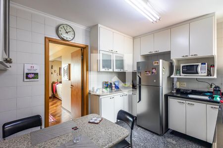 Apartamento à venda com 148m², 4 quartos e 3 vagasCozinha