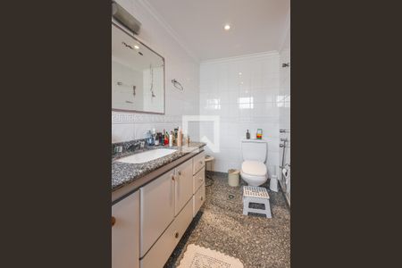 Apartamento à venda com 148m², 4 quartos e 3 vagasBanheiro da Suíte 2