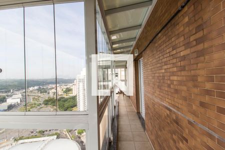 Apartamento à venda com 127m², 3 quartos e 2 vagas Apartamento à venda com 127m², 3 quartos e 2 vagasVaranda