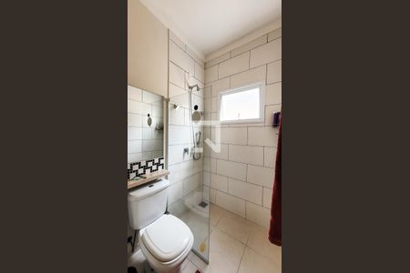 Casa de condomínio à venda com 445m², 3 quartos e 2 vagas Casa de condomínio à venda com 445m², 3 quartos e 2 vagasBanheiro da Suíte 2