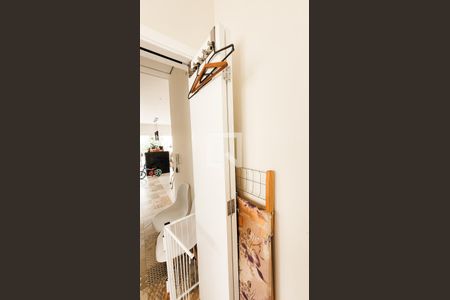 Casa de condomínio à venda com 445m², 3 quartos e 2 vagas Casa de condomínio à venda com 445m², 3 quartos e 2 vagasÁrea de Serviço