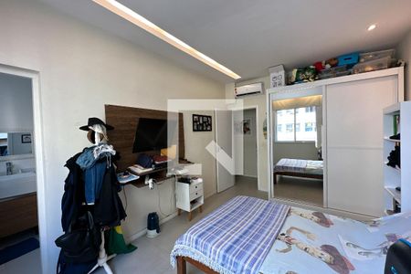 Apartamento à venda com 180m², 3 quartos e 1 vagaSuíte 03