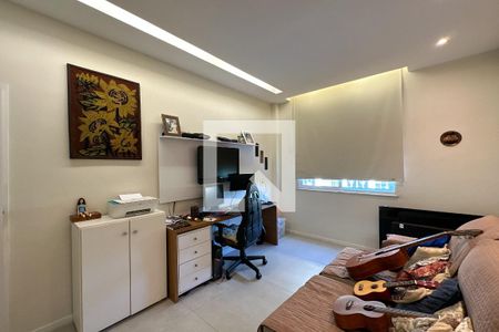 Apartamento à venda com 180m², 3 quartos e 1 vagaSuíte 01