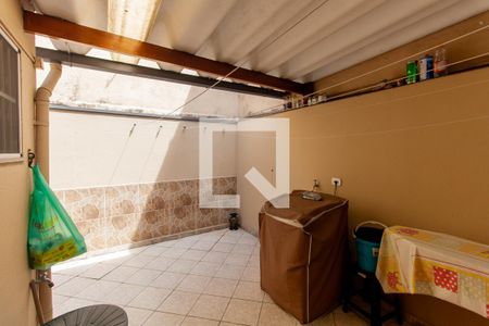 Casa à venda com 171m², 3 quartos e 4 vagas Casa à venda com 171m², 3 quartos e 4 vagasÁrea de Serviço