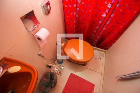 Apartamento à venda com 280m², 4 quartos e 2 vagas Apartamento à venda com 280m², 4 quartos e 2 vagasBanheiro de Serviço