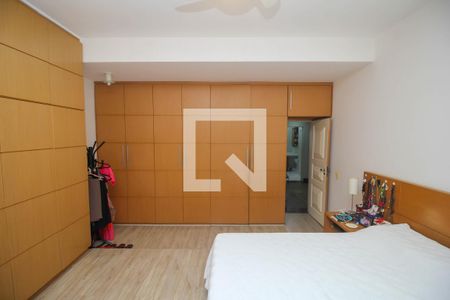 Apartamento à venda com 280m², 4 quartos e 2 vagas Apartamento à venda com 280m², 4 quartos e 2 vagasQuarto 2