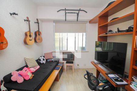 Apartamento à venda com 280m², 4 quartos e 2 vagas Apartamento à venda com 280m², 4 quartos e 2 vagasQuarto 3