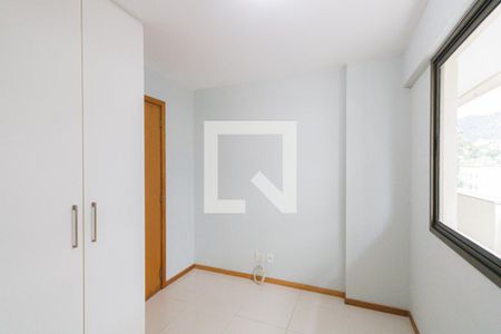 Quarto 1 de apartamento para alugar com 2 quartos, 65m² em Freguesia (jacarepaguá), Rio de Janeiro