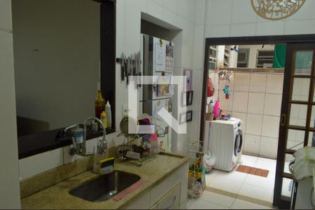 Apartamento à venda com 72m², 2 quartos e 1 vagaCozinha