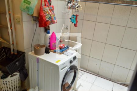 Apartamento à venda com 72m², 2 quartos e 1 vagaÁrea de Serviço 