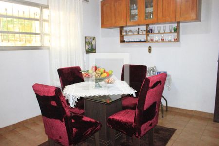 Casa à venda com 360m², 4 quartos e 8 vagasCopa 