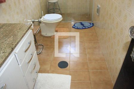 Casa à venda com 360m², 4 quartos e 8 vagasBanheiro Quarto