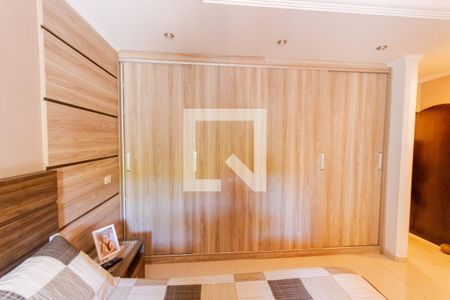 Casa à venda com 412m², 3 quartos e 3 vagas Casa à venda com 412m², 3 quartos e 3 vagasArmário