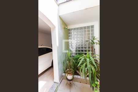 Casa à venda com 412m², 3 quartos e 3 vagas Casa à venda com 412m², 3 quartos e 3 vagasJardim