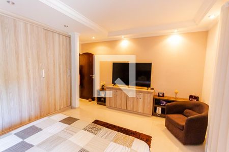 Casa à venda com 412m², 3 quartos e 3 vagas Casa à venda com 412m², 3 quartos e 3 vagasSuíte