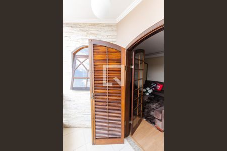 Casa à venda com 412m², 3 quartos e 3 vagas Casa à venda com 412m², 3 quartos e 3 vagasVaranda da Sala de TV