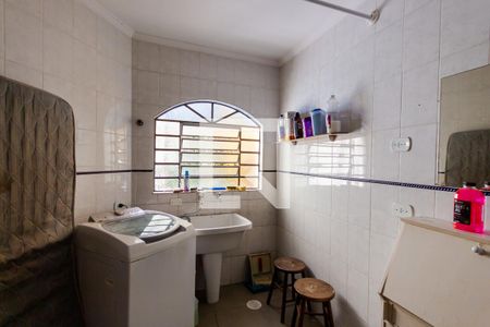 Casa à venda com 412m², 3 quartos e 3 vagas Casa à venda com 412m², 3 quartos e 3 vagasÁrea de Serviço