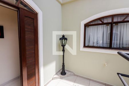 Casa à venda com 412m², 3 quartos e 3 vagas Casa à venda com 412m², 3 quartos e 3 vagasVaranda