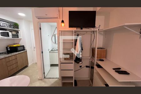 Quarto  de kitnet/studio à venda com 1 quarto, 28m² em Pinheiros, São Paulo
