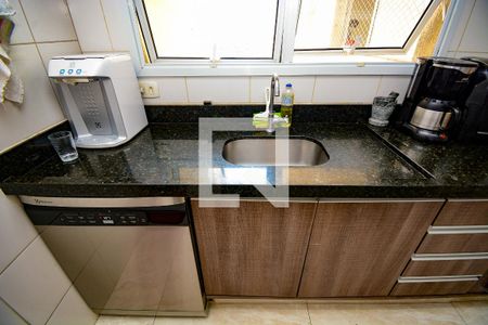 Apartamento à venda com 107m², 3 quartos e 2 vagas Apartamento à venda com 107m², 3 quartos e 2 vagasCozinha - detalhe