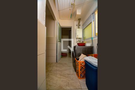 Apartamento à venda com 107m², 3 quartos e 2 vagas Apartamento à venda com 107m², 3 quartos e 2 vagasÁrea de Serviço