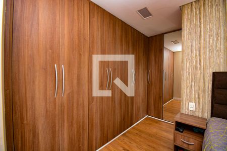 Apartamento à venda com 107m², 3 quartos e 2 vagas Apartamento à venda com 107m², 3 quartos e 2 vagasSuite -armarios