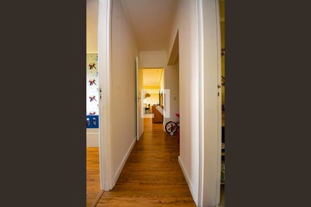 Apartamento à venda com 107m², 3 quartos e 2 vagas Apartamento à venda com 107m², 3 quartos e 2 vagasAcesso aos quartos