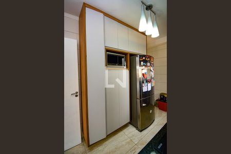 Apartamento à venda com 107m², 3 quartos e 2 vagas Apartamento à venda com 107m², 3 quartos e 2 vagasCozinha - Armários