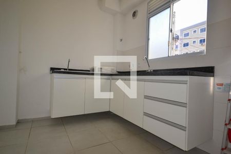 Apartamento para alugar com 44m², 2 quartos e 1 vaga Apartamento para alugar com 44m², 2 quartos e 1 vagaCozinha e Área de Serviço