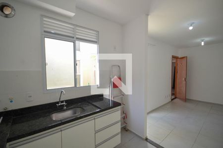 Apartamento para alugar com 44m², 2 quartos e 1 vaga Apartamento para alugar com 44m², 2 quartos e 1 vagaCozinha e Área de Serviço