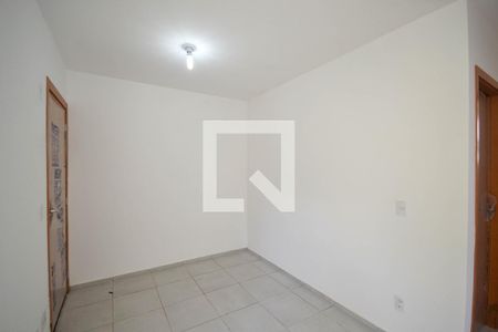 Sala de apartamento para alugar com 2 quartos, 44m² em Jardim Alvorada, Nova Iguaçu