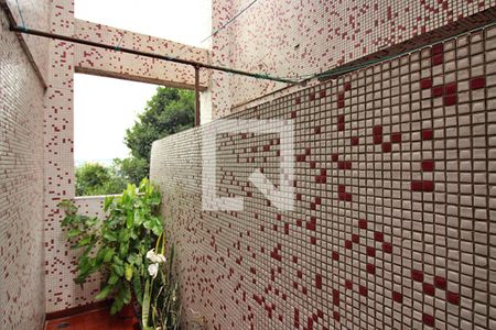 Apartamento à venda com 100m², 2 quartos e 1 vagaQuintal