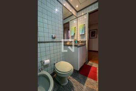 Apartamento à venda com 175m², 4 quartos e 3 vagas Apartamento à venda com 175m², 4 quartos e 3 vagasBanheiro