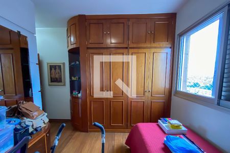 Apartamento à venda com 175m², 4 quartos e 3 vagas Apartamento à venda com 175m², 4 quartos e 3 vagasSuíte 1