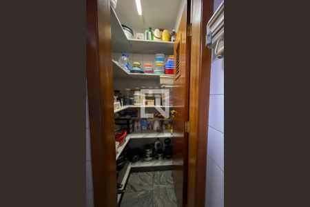 Apartamento à venda com 175m², 4 quartos e 3 vagas Apartamento à venda com 175m², 4 quartos e 3 vagasCozinha