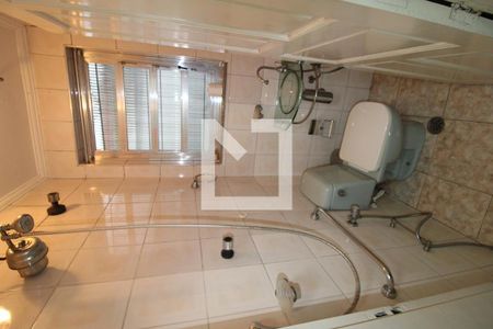 Casa à venda com 240m², 3 quartos e 3 vagasBanheiro 2