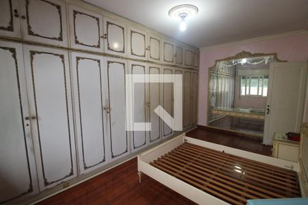 Quarto 2 de casa à venda com 3 quartos, 240m² em Jardim Japão, São Paulo